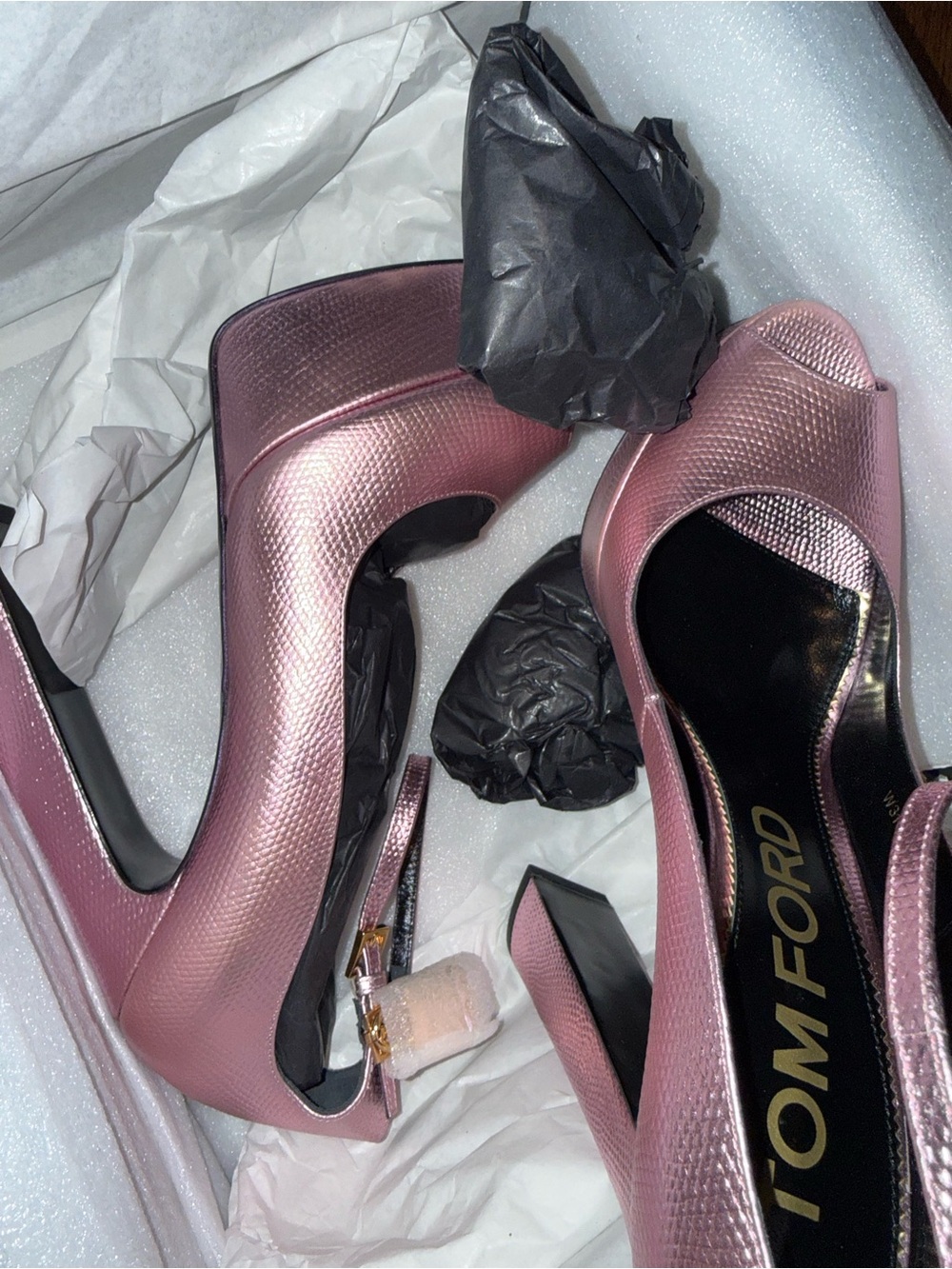 Tom Ford Padlock Metallic Pink Lizard Platform Peep Toe Pumps